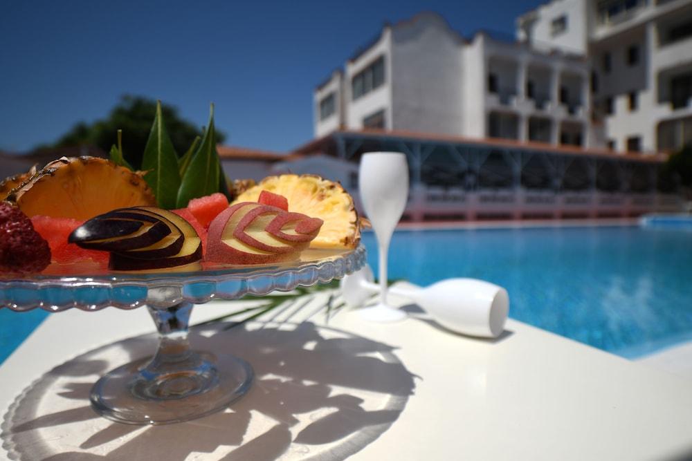 International Resort Mondragone Zewnętrze zdjęcie