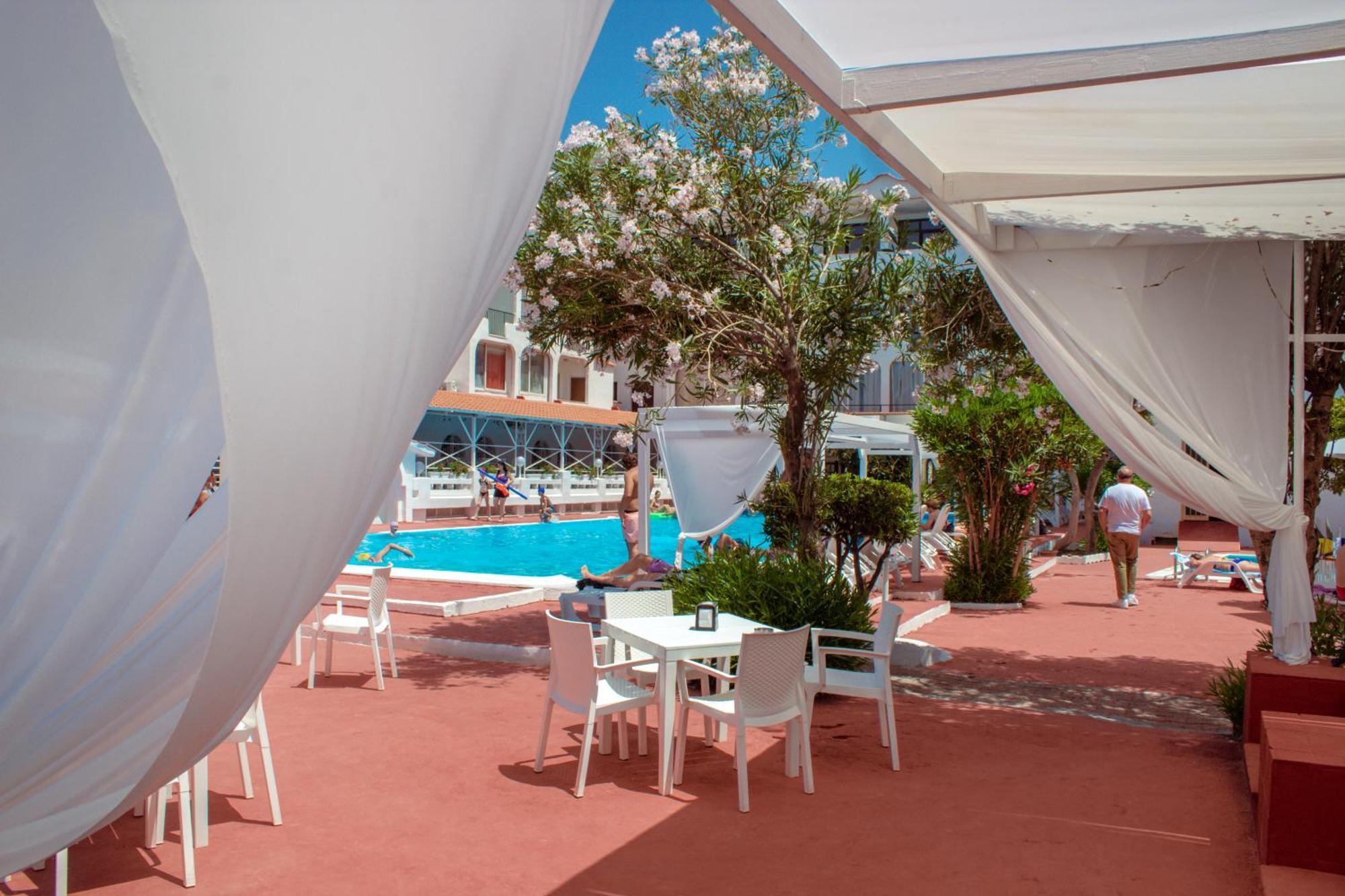 International Resort Mondragone Zewnętrze zdjęcie