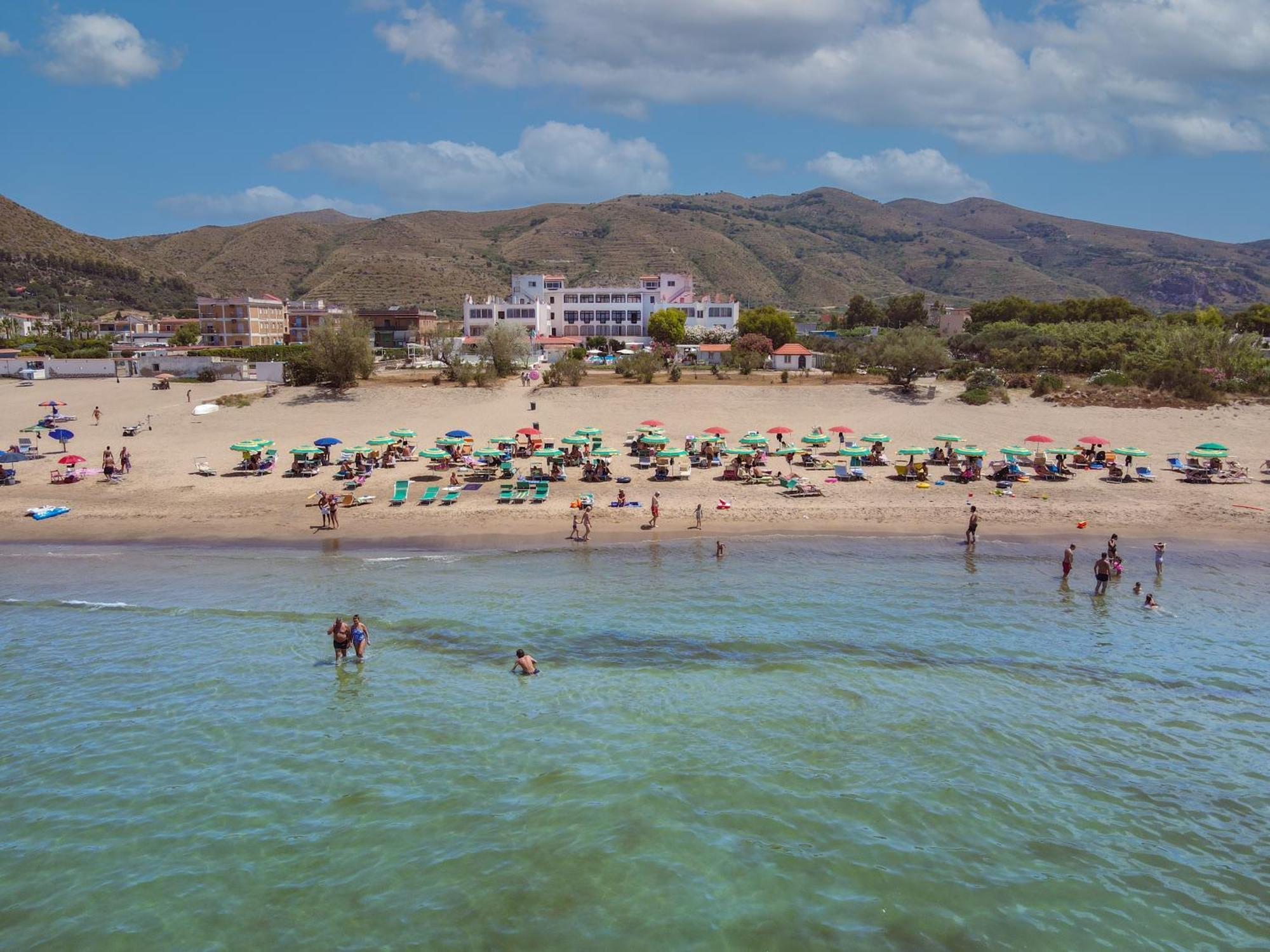 International Resort Mondragone Zewnętrze zdjęcie